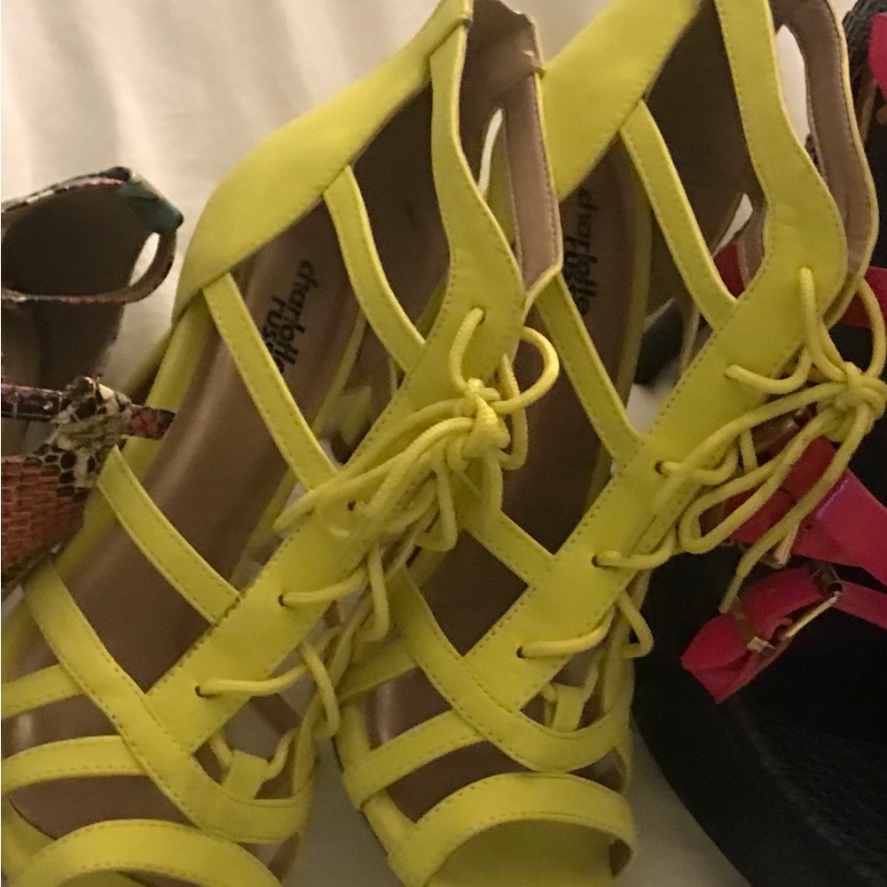 Neon Yellow Size 10 heel